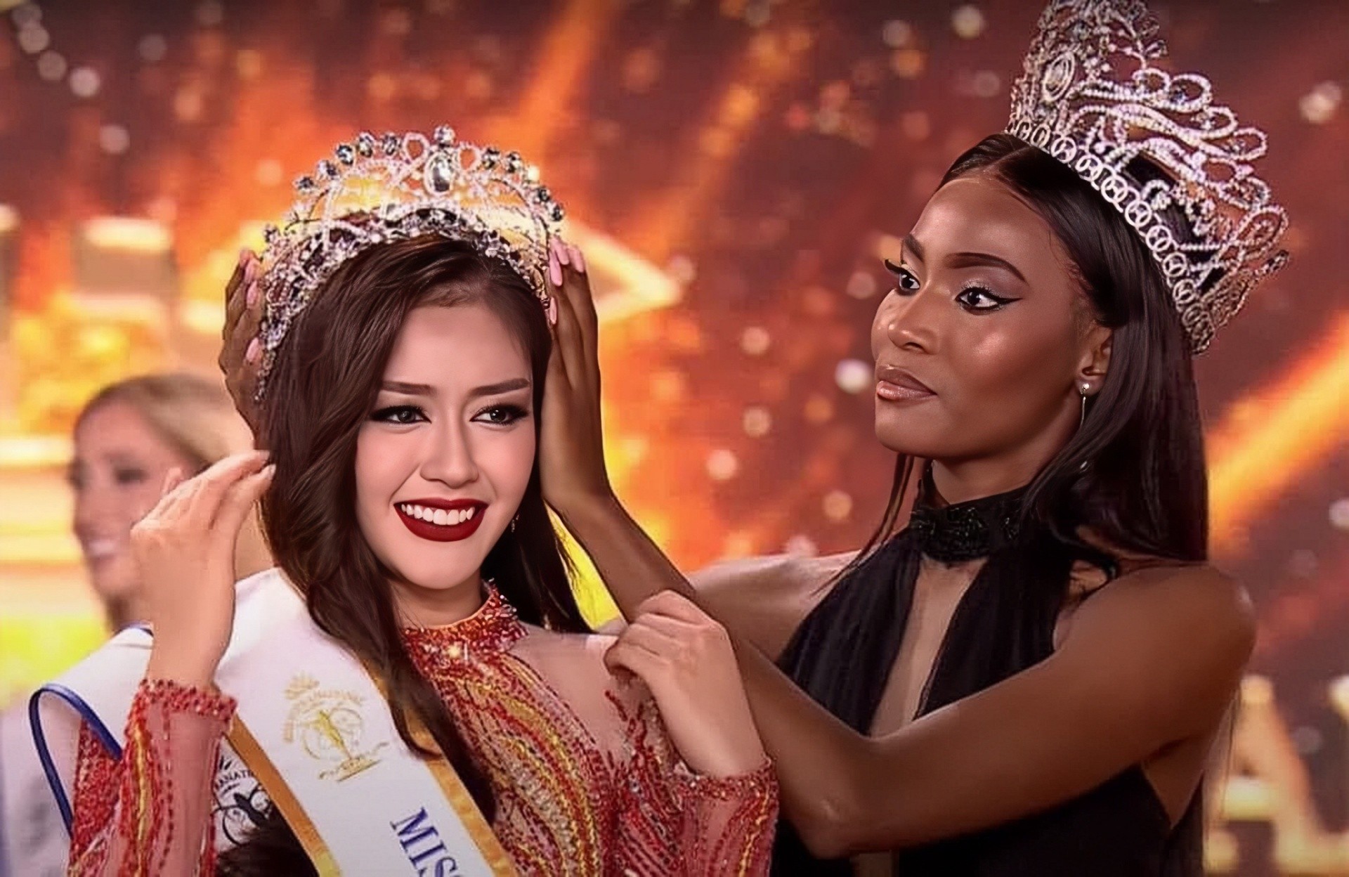 8 lần intop người đẹp Việt tại Miss Supranational